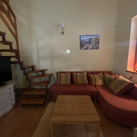 Apartmán Dinnyeshat